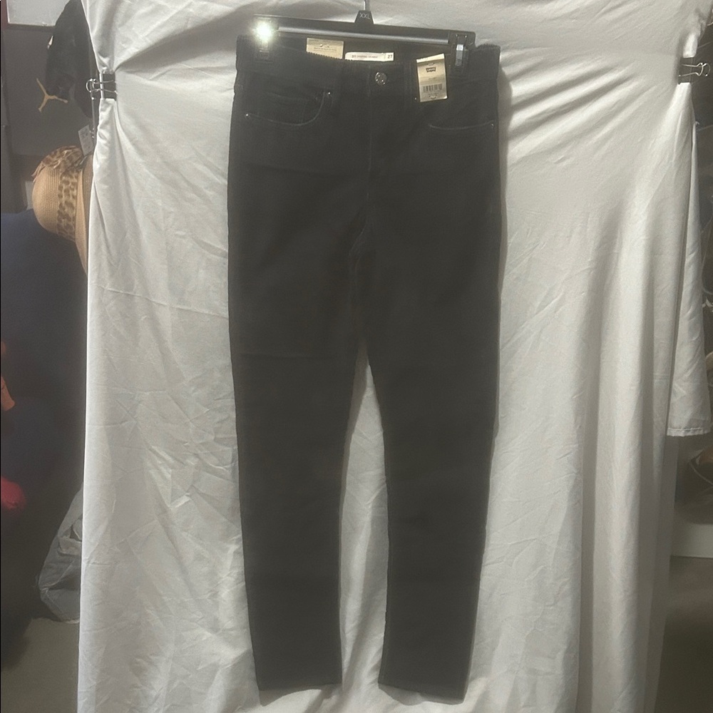 Levi's Women's Classic Black Skinny Jeans